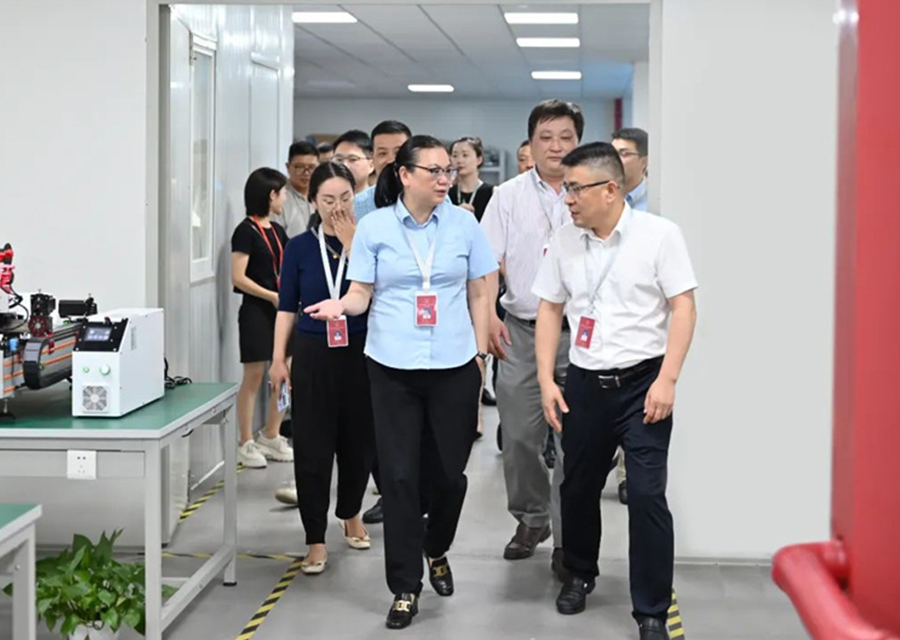 穩(wěn)企助企 穩(wěn)進提質(zhì) | 臨平區(qū)人大代表一行蒞臨勇電參觀調(diào)研